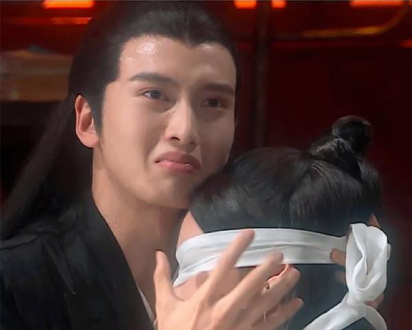 火箭少女|《演员请就位》“拔丝吻”只是小场面，被删的“便秘哭”才是王者