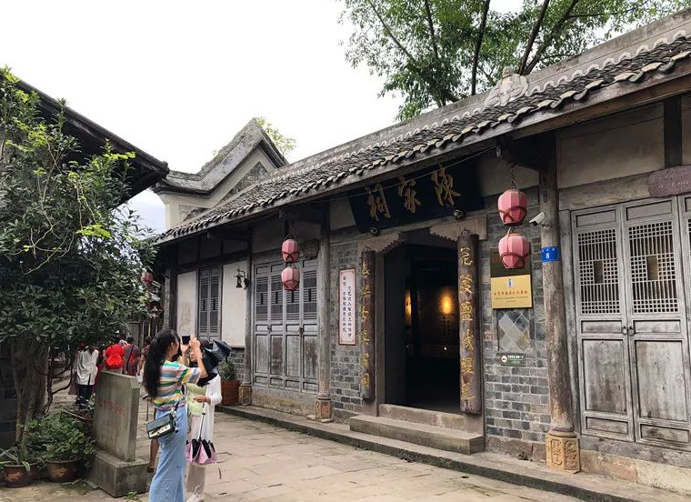 古镇■四川被遗忘的千年古镇，历史悠久景色优美，不收门票却无人问津