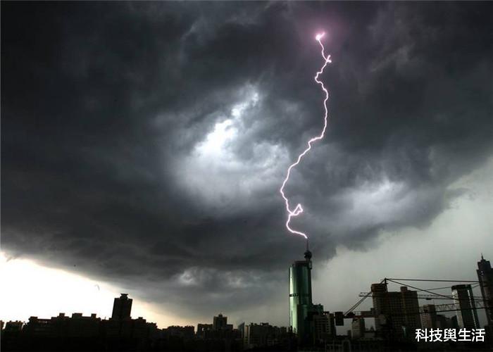 「超能力」历史上离奇又费解的案例，莫非被雷击中后，真能激发超能力？