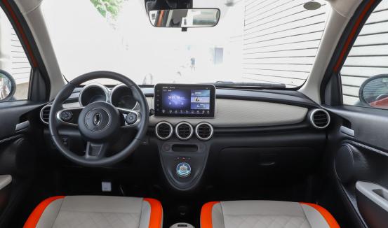 |适合月薪三四千、还是不婚族的几款车，0油耗又好开，最低3万起