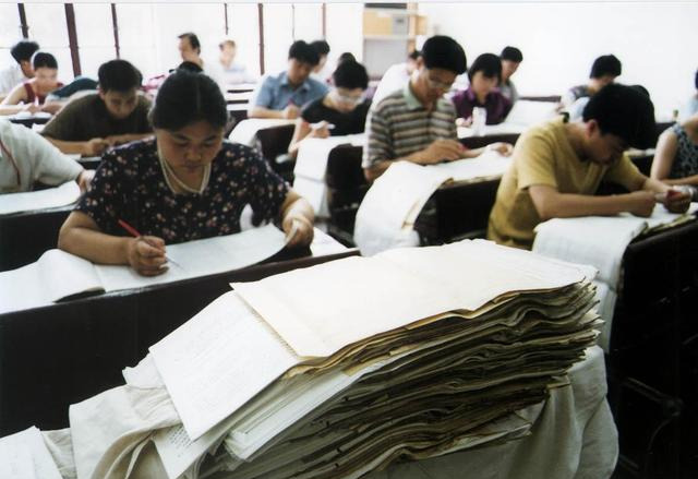 作文|高考中出现的“神仙卷面”,阅卷老师都不忍扣分,值得大家学习!