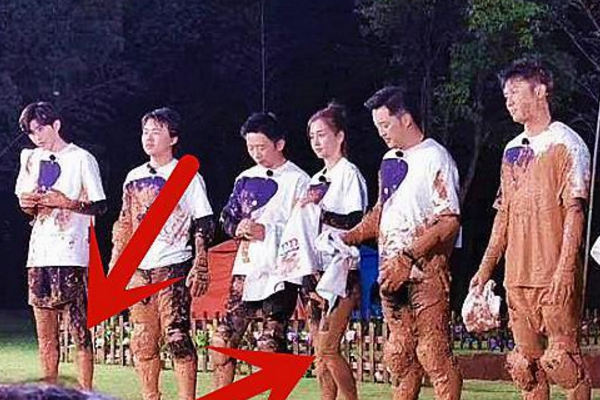 奔跑吧兄弟▲终于等到《跑男》泥潭大战,一细节被老粉吐槽,难怪收视率下滑