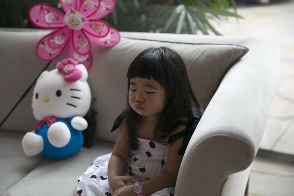 小沈阳|小沈阳女儿堪称整容式长大,曾被众人“嘲丑”,今14岁女团范十足