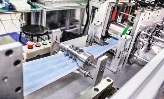 『』美企巨头欲动用在华工厂生产口罩，为美提供支援，最终这个坎过不去！