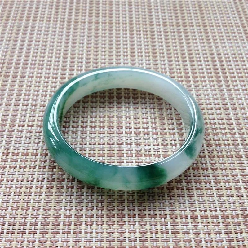 银币|大万拿下的翡翠原石切出20只手镯，飘花灵动，货主直接放烟花庆祝！