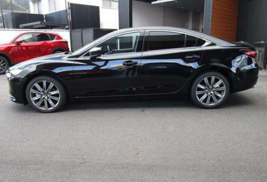 『马自达6』好消息：全新马自达6来了，比雅阁漂亮10倍，谁还看帕萨特