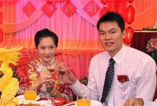 胡美■体操小花胡美为何会和CBA名宿朱芳雨离婚呢?