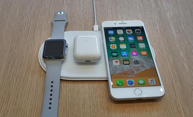 iphone12|5年果粉心里话：别人快用上iPhone12了，我才开始用8P