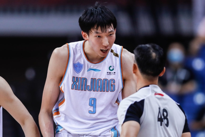 新疆男篮|辽宁首节爆发狂轰34分，最多领先新疆18分，西热彻底迷失4中0