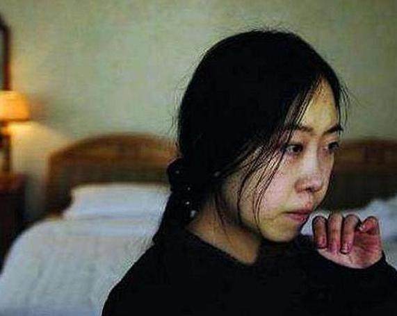 杨丽娟|为追刘德华家破人亡，守身如玉42年的杨丽娟，如今成超市收银员