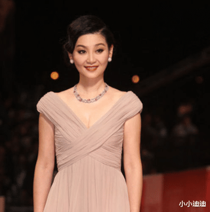 徐帆|圈内“假戏真做”的4位女星，戏还没演完，肚子却先大了