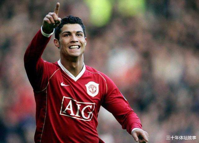 #C罗#没人比他做得好!抗疫前锋C罗:捐款捐床转发世卫倡议,鼓励武磊