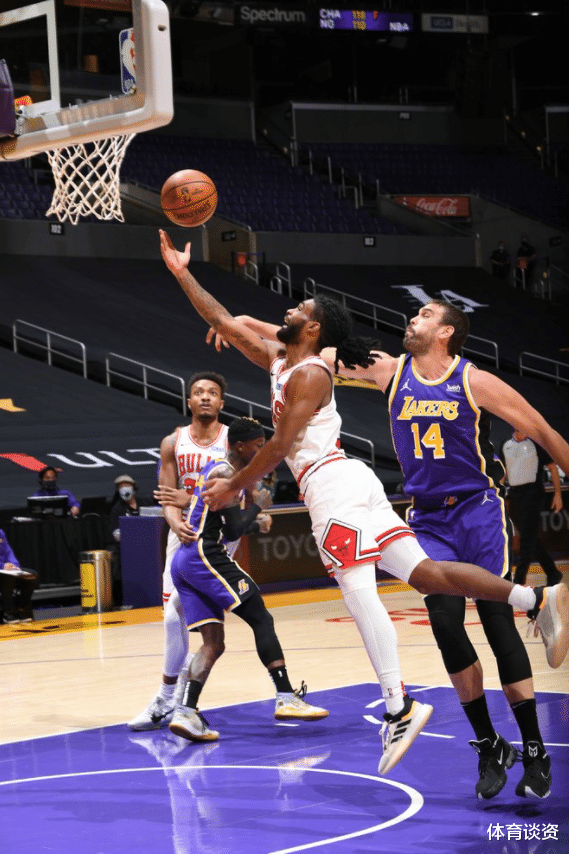 湖人队|38+5+6！扣篮王打爆湖人后卫群，22中14防不住，懂了格林朗多的好