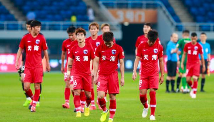 「中超」天海16名球员被中超瓜分，仅剩1人无球队询价，只因做错一件事