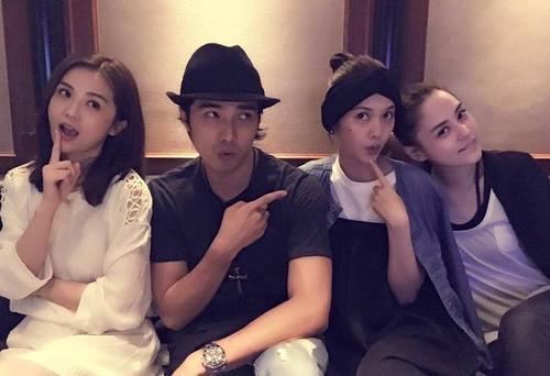 「贺军翔」家世显赫却进娱乐圈，跟初恋相爱13年结婚，现36岁发福却还是帅气