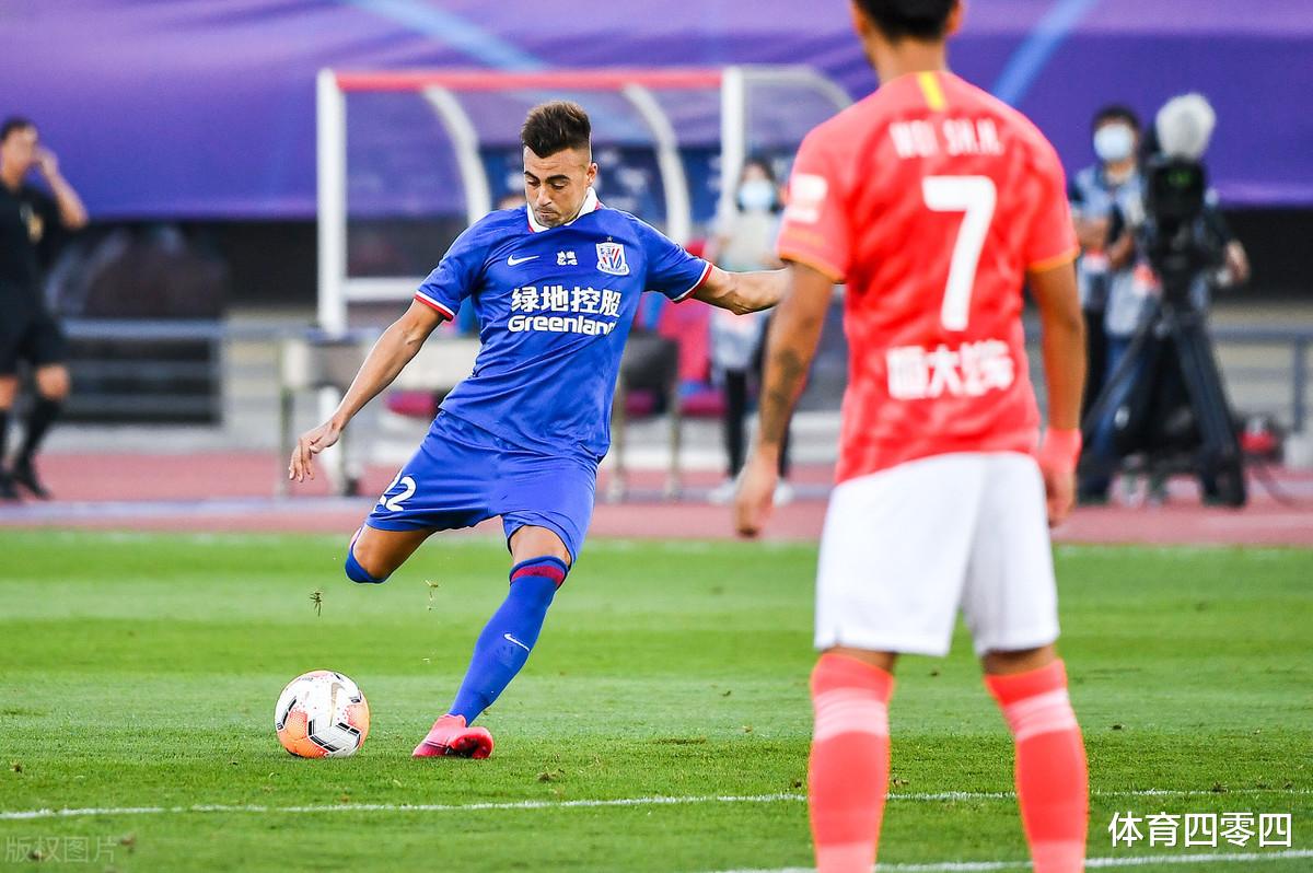 上海申花|学特维斯？申花1亿年薪大牌“球场散步” 名嘴：一年给50万都多