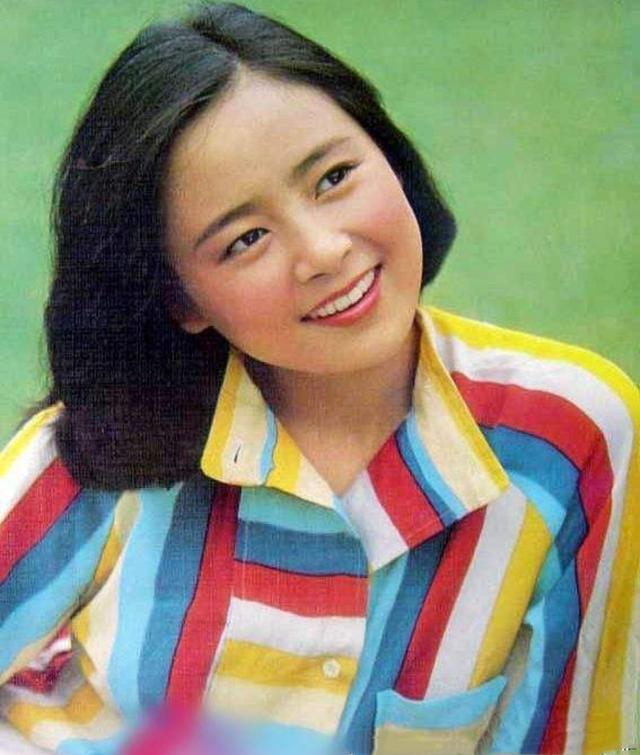 张瑜|63岁著名演员张瑜，与丈夫离婚后单身29年，如今美丽依旧