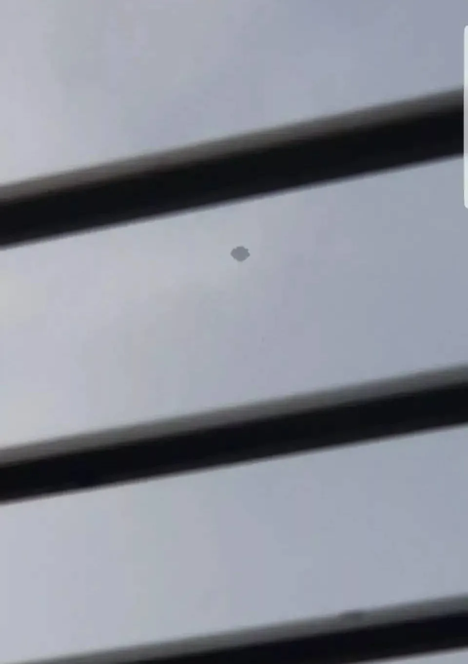 UFO|宿迁学院西面上空惊现不明飞行物