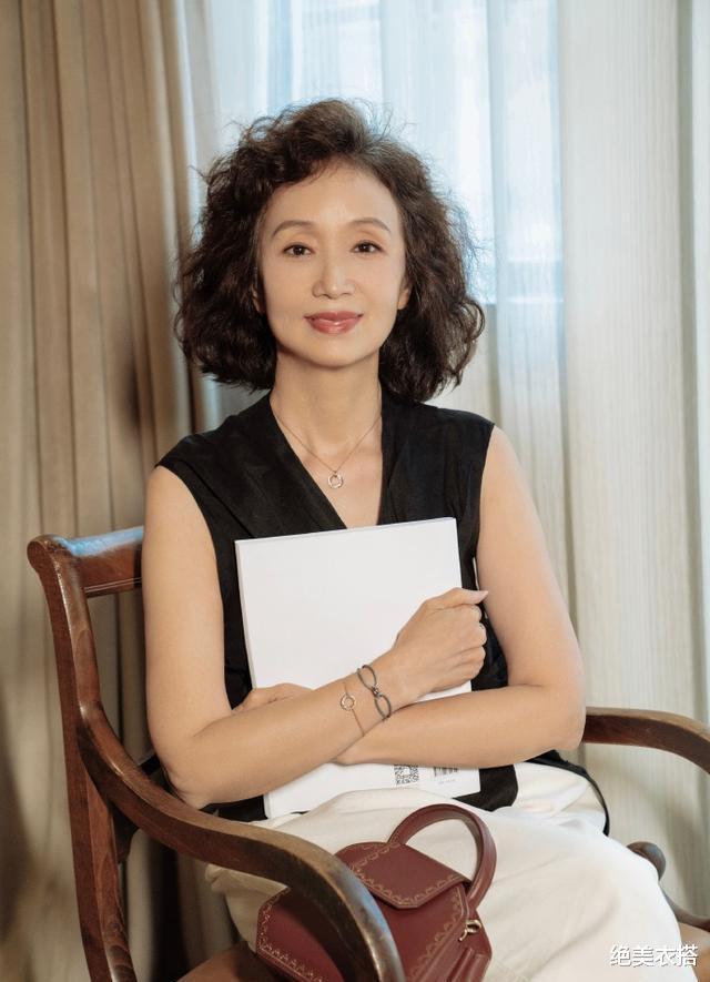 烫发|烫头发显老气?三木妈妈也险“中招”,避开烫发雷区,别说没教你