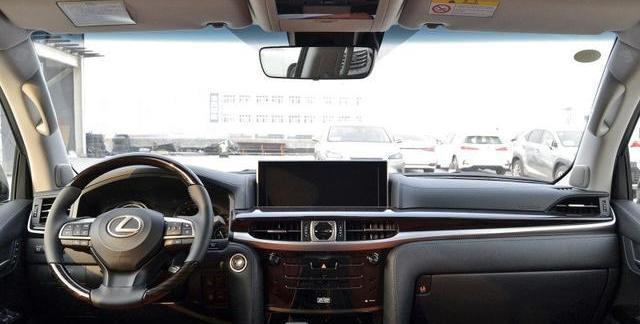 陆巡|陆巡5700和雷克萨斯LX570，豪华和实用的对比，你会选谁？