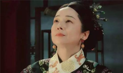 「慈禧太后」慈禧一生仅写一首诗，其中1句家喻户晓，如今老师常用来告诫学生