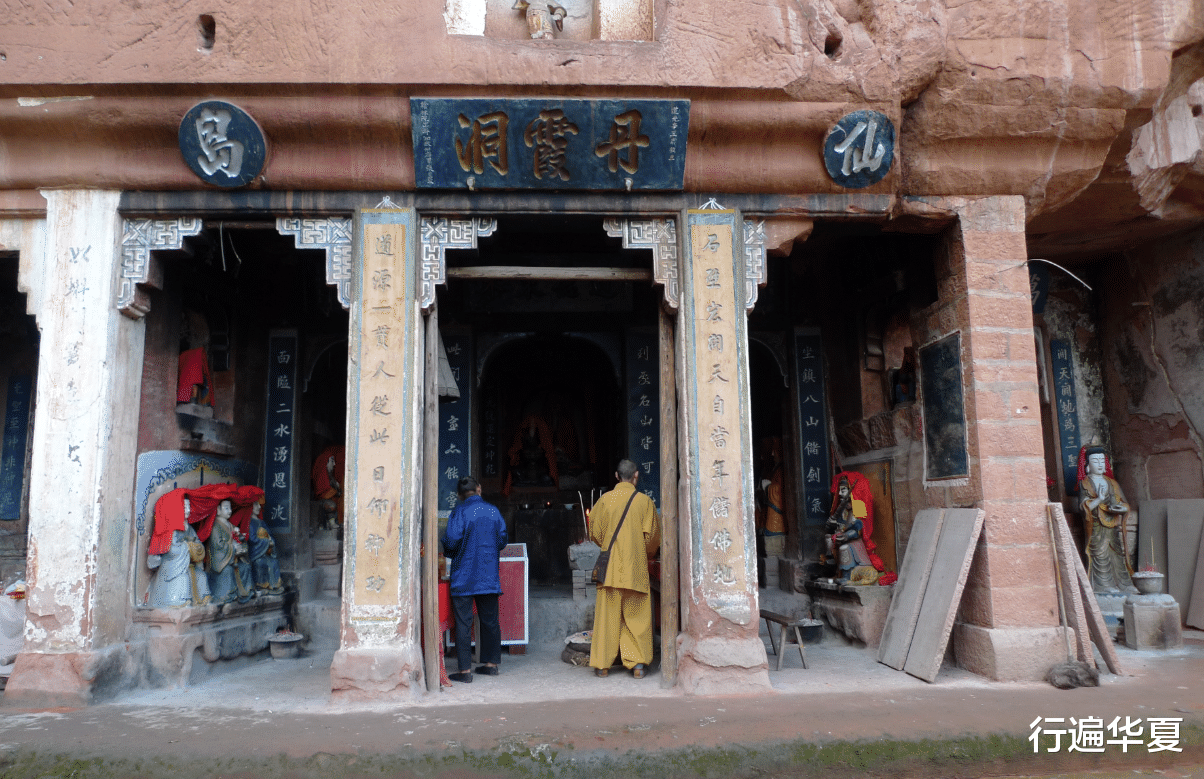 「相机」除了乐山大佛,四川还有一座“世界第一立佛”,它的身世至今是谜