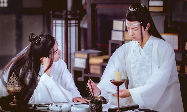 谢明皓|肖战遭王一博亲妈陷害?谢明皓对后者猛泼脏水,网友:反常必有妖