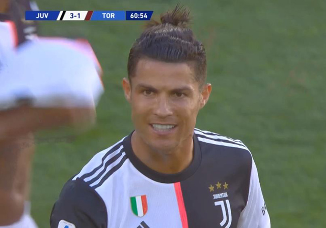 【C罗】C罗也有脆弱的一面，他赛后接受采访一番话，听了让人有些心酸