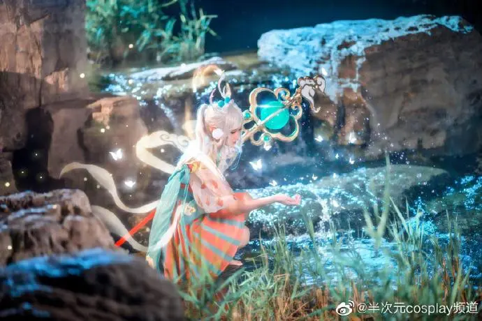 @瑶是从新皮肤的原画跑出来了！快来老王这里~