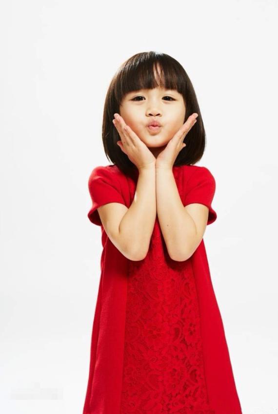 「钟丽缇」钟丽缇的三个女儿，同一个妈不同一个爸，这颜值差距未免太大了吧