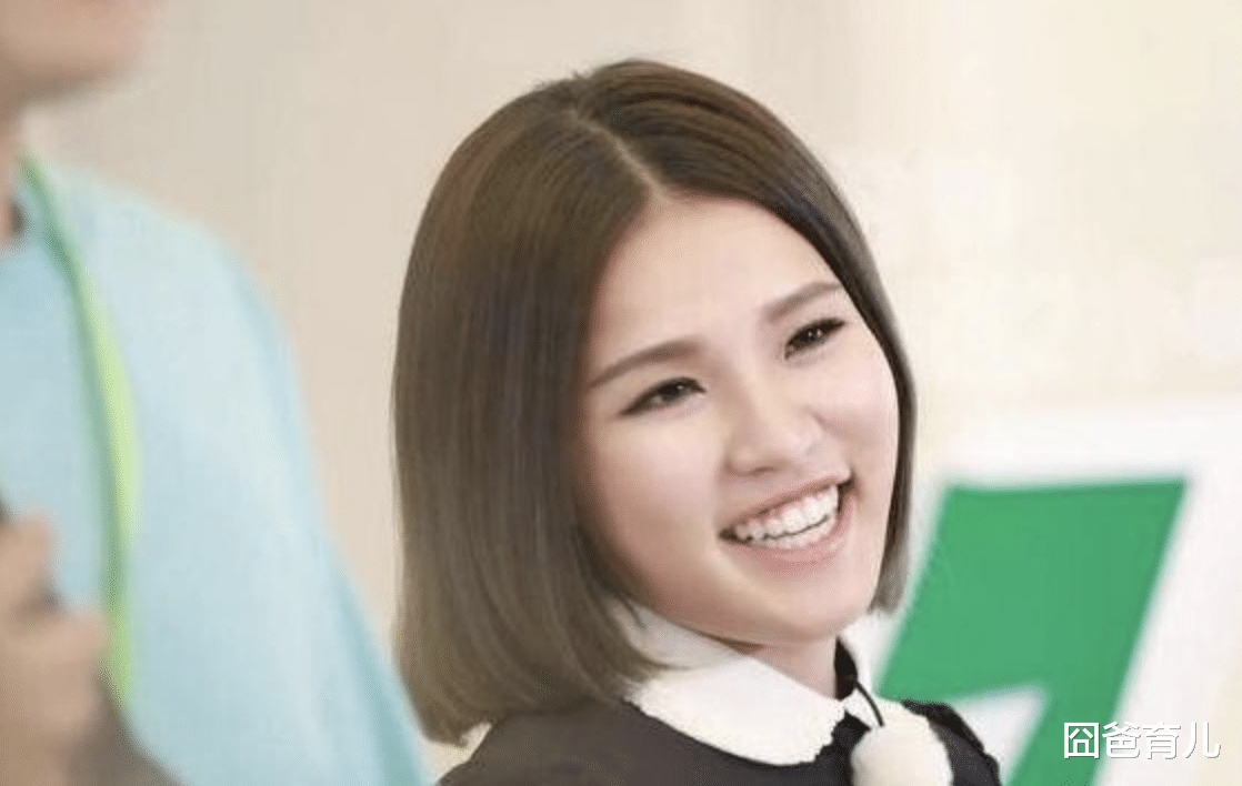 谢依霖|有一种减肥叫产后的谢依霖，瘦身前后变化大，网友：大妈变女神