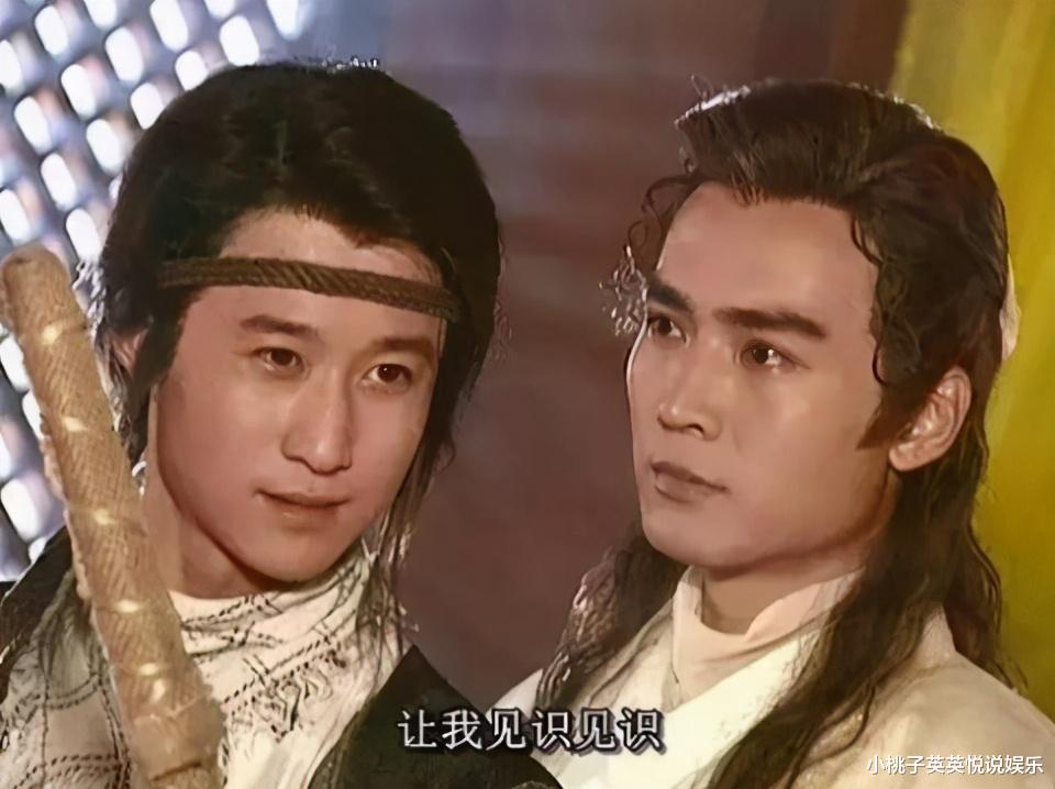 吴京|她在吴京最难的时候甩了他，转身嫁入豪门，现被抛弃靠摆地摊过活