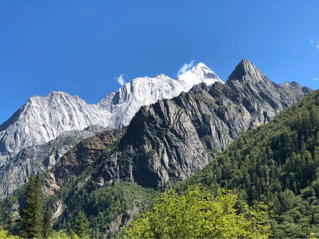 四姑娘山■美丽的四姑娘山