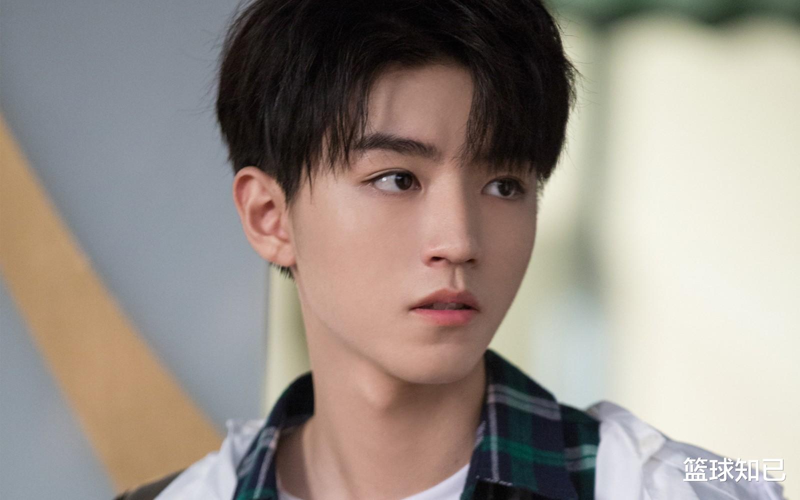 鹿晗|张一山，鹿晗，王俊凯的年收入对比，差距在哪？谁更多？