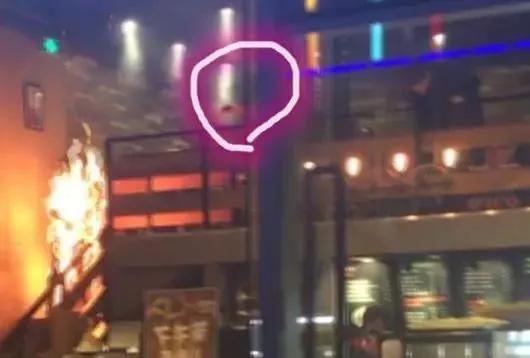 SNH48：女团直播现场出现霸凌？自杀、火烧事件也被扒，这个女团真神奇！