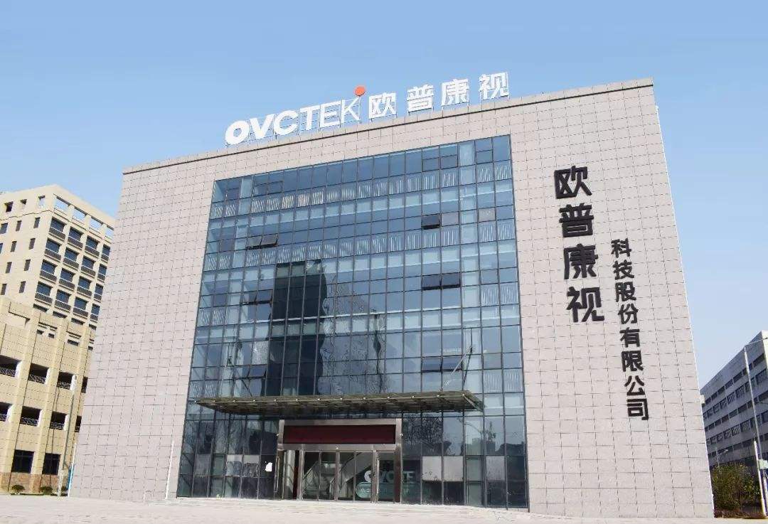 朱邦凌|背靠2.7亿近视青少年，“眼科界的茅台”市值近400亿！OK镜毛利达91%