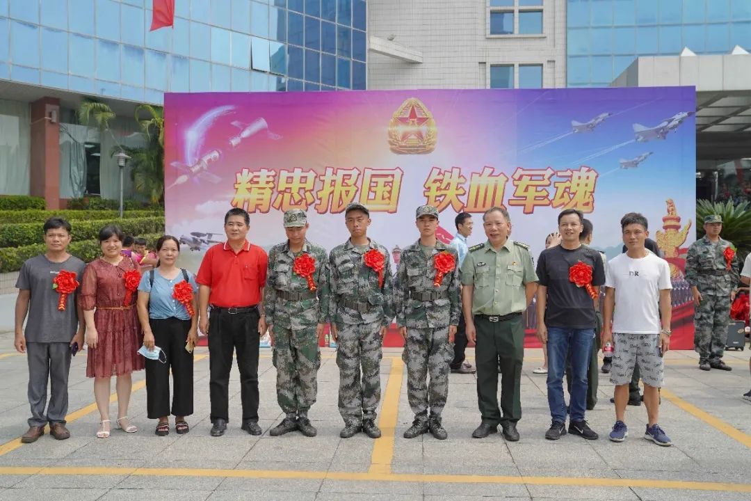 "原"厚街发布|帅!厚街41名新兵集中亮相!