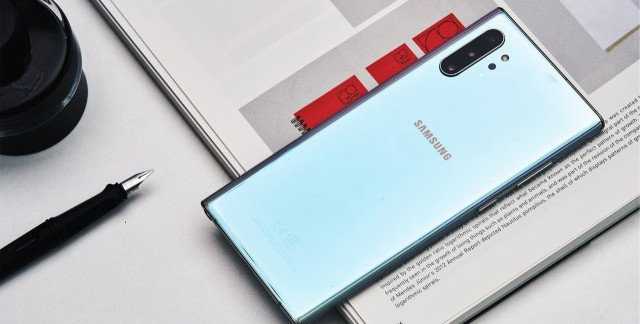 三星note10|大降3549元，三星彻底妥协了，AMOLED屏+双模5G，全面为新机让路