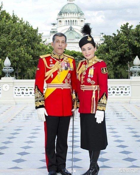 「泰国」泰国王后美得倾国倾城却忍辱负重，匍匐在国王脚边的模样让人心疼