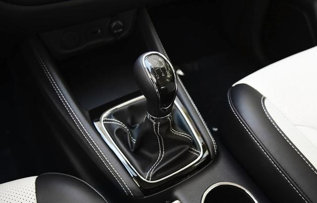 『长安欧尚』手握6万提了长安欧尚A800，行驶5700公里后，车主说了四个字