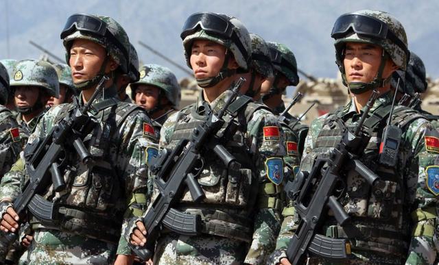 「美军」号称150年没败过的美军精锐部队，仅两个小时，被中国打得撤番号