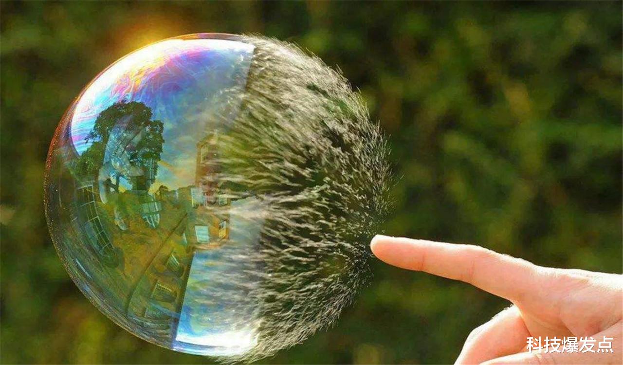 |人体能抵御100度高温?泡泡炸裂时2万度高温,为何我们没感觉?