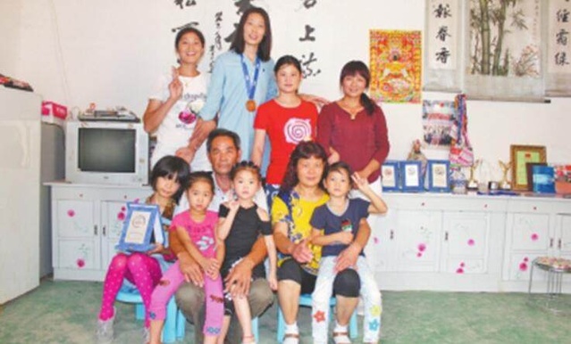 [美军]朱婷与梅西等8选手入选英知名低幼读物：良好品格是其重要特征