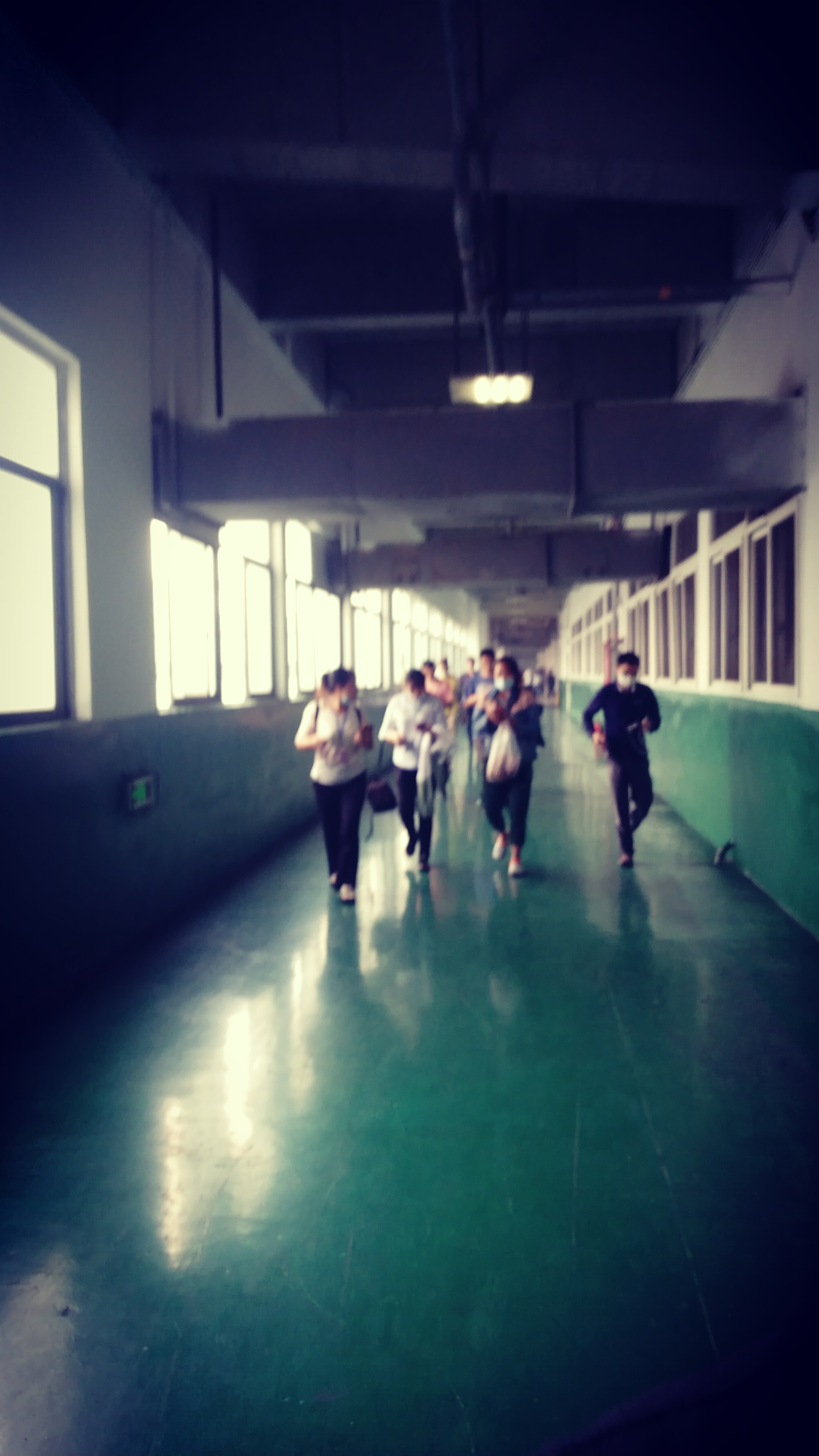 「」富士康夜班下班的景色不错不错