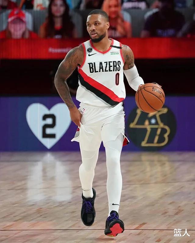 厦门大学|NBA球员上脚：詹姆斯和塔克三双，众球星致敬科比