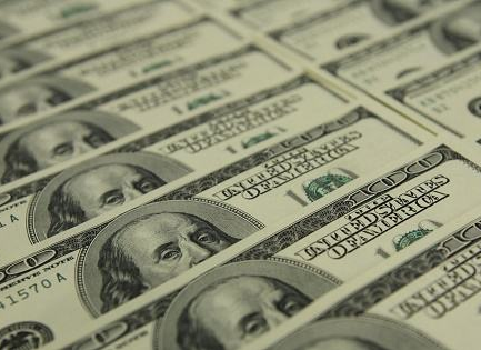 『美国国债』美债最大“接盘侠”浮出水面, 不是中国和日本，特朗普松了一口气