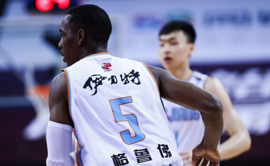 新疆男篮|格鲁夫首秀,阿的江承认他的能力,不过主角即将归来