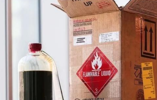 『原油』油价这么低屯点原油以后卖不赚大发了?当年还真有人这么干过