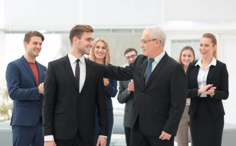 「」看透一个领导,应该怎么做呢?