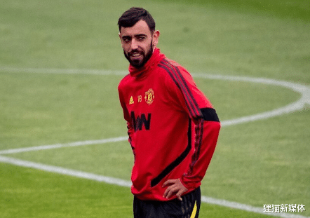 曼联■曼联球星透露B费在最近的比赛中突然出现身体异常